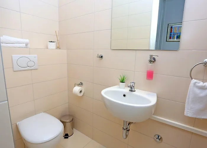 Luxury Apts Leone Centre Διαμέρισμα Σπλιτ