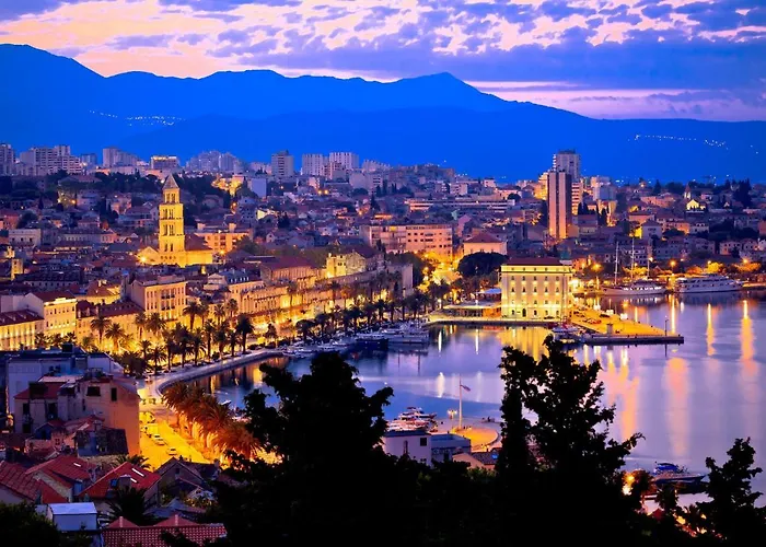 Апартаменты Luxury Apts Leone Centre