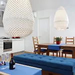 Daire Luxury Apts Leone Centre Split