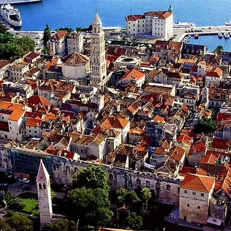 Apartment Luxury Apts Leone Centre Split