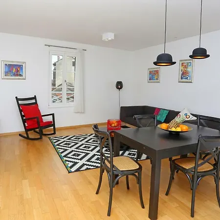 Daire Luxury Apts Leone Centre *