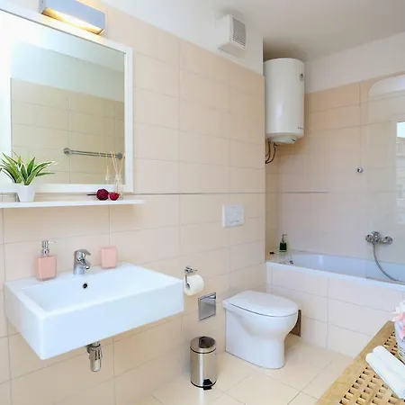 Apartment Luxury Apts Leone Centre Split