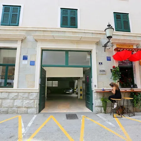 Luxury Apts Leone Centre * スプリト