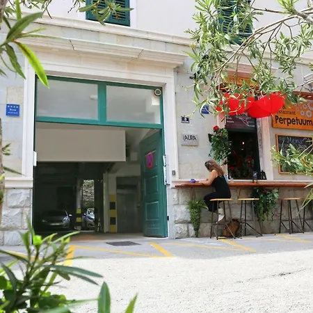 アパート Luxury Apts Leone Centre スプリト