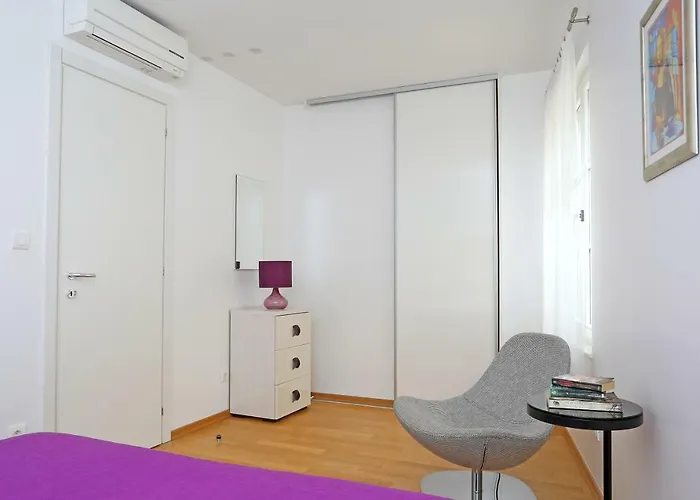 Luxury Apts Leone Centre سبليت