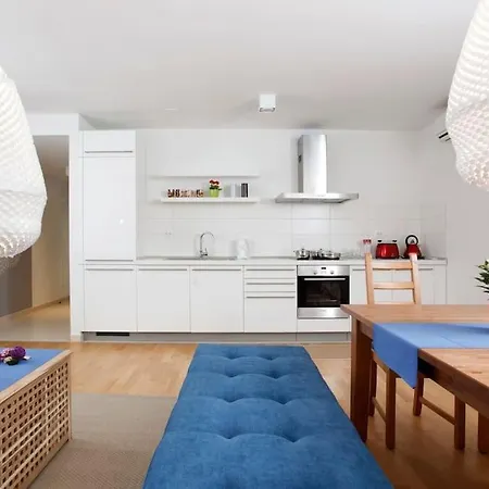 Luxury Apts Leone Centre アパート *